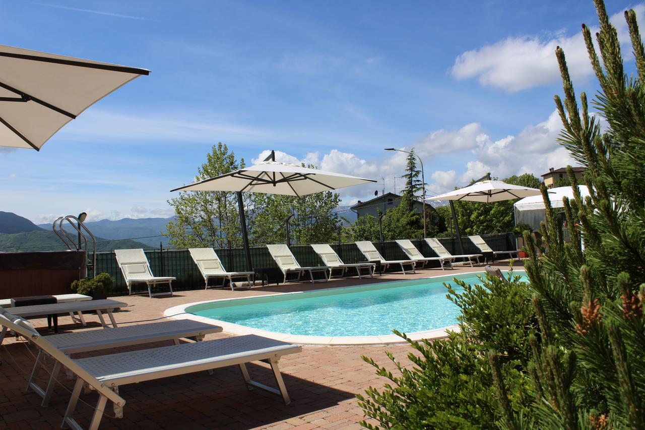 Albergo Ristorante Miramonti Toano Luaran gambar