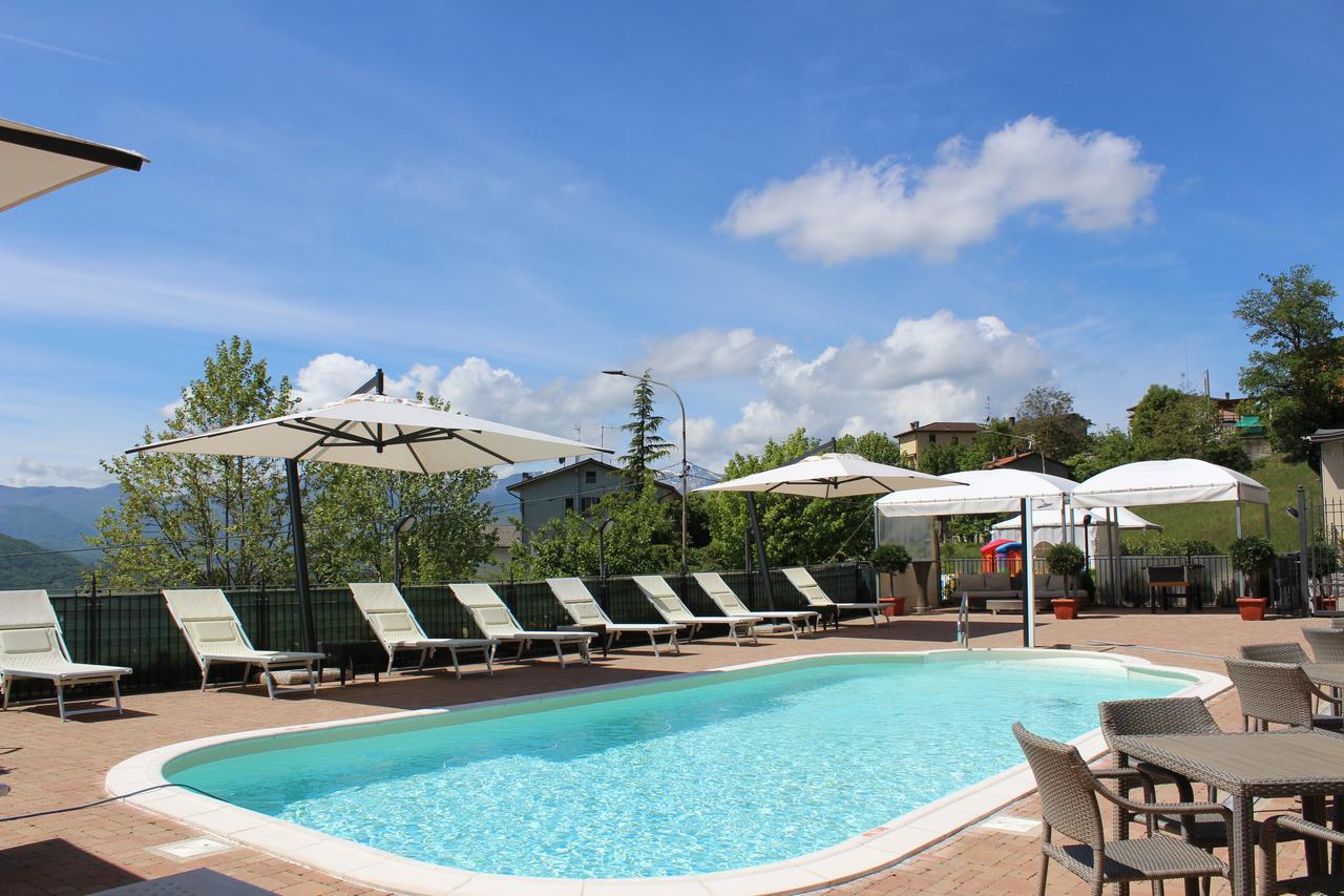 Albergo Ristorante Miramonti Toano Luaran gambar